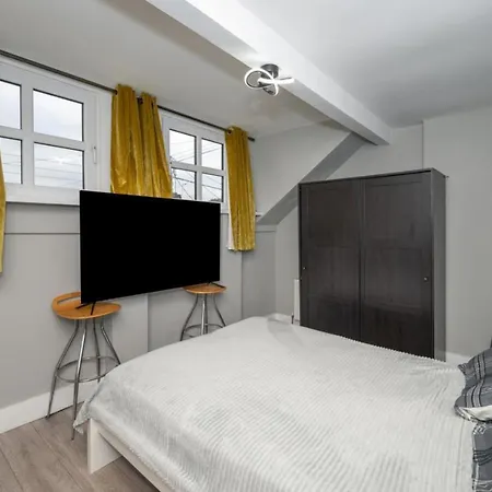 Charming Retreat In *