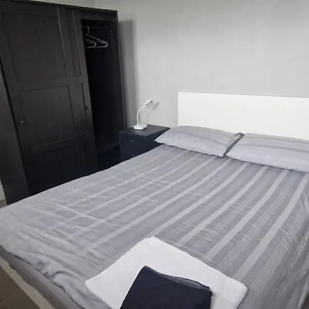 Charming Retreat In * コーク