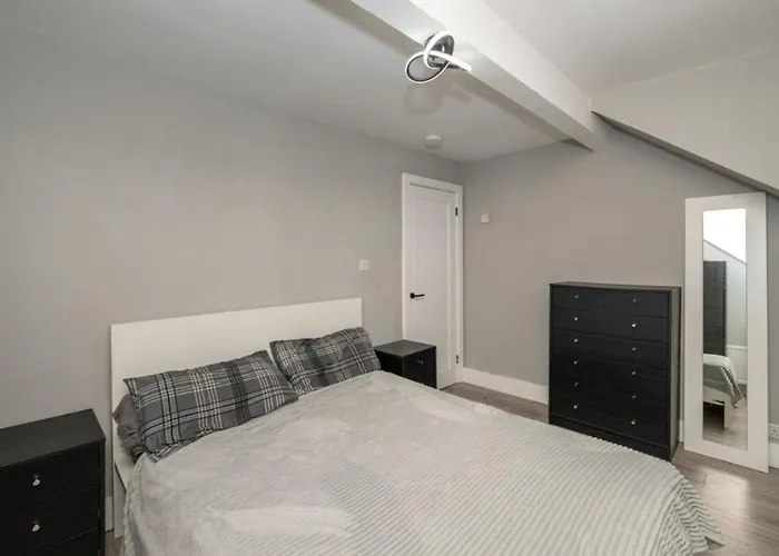 Charming Retreat In Отель типа 