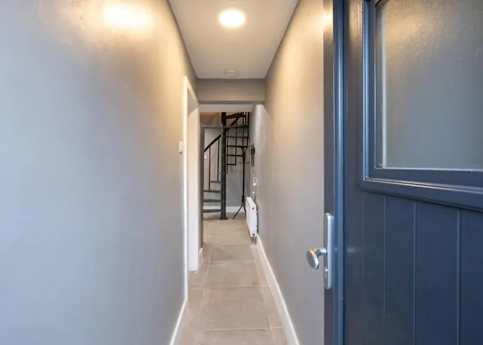 Charming Retreat In Bed & Breakfast Cork